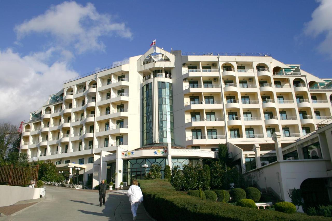 Sanatorium Oktyabrskiy Hotel Sotji Eksteriør billede